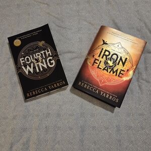Fourth Wing and Iron Flame Books